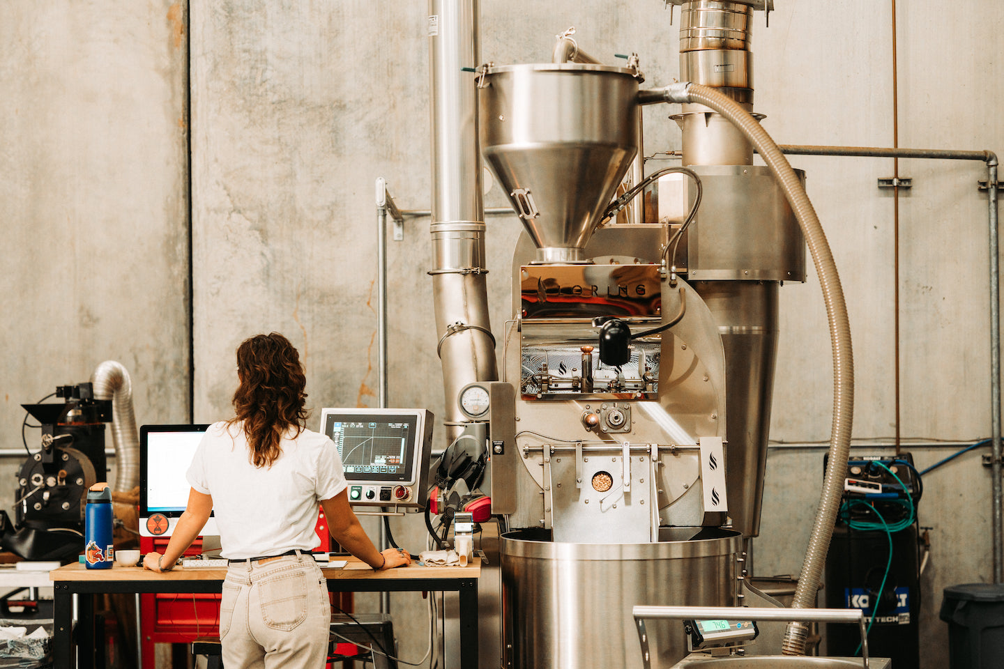 Image of Roaster roasting a batch of coffee